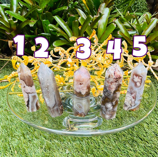 Black Flower Agate Tower / Point