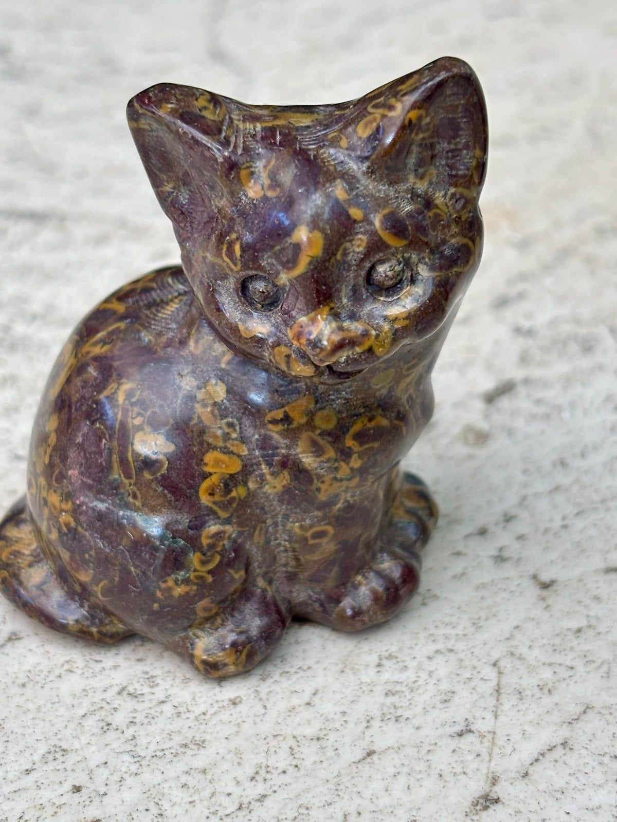 Calligraphy Jasper Cat Carving