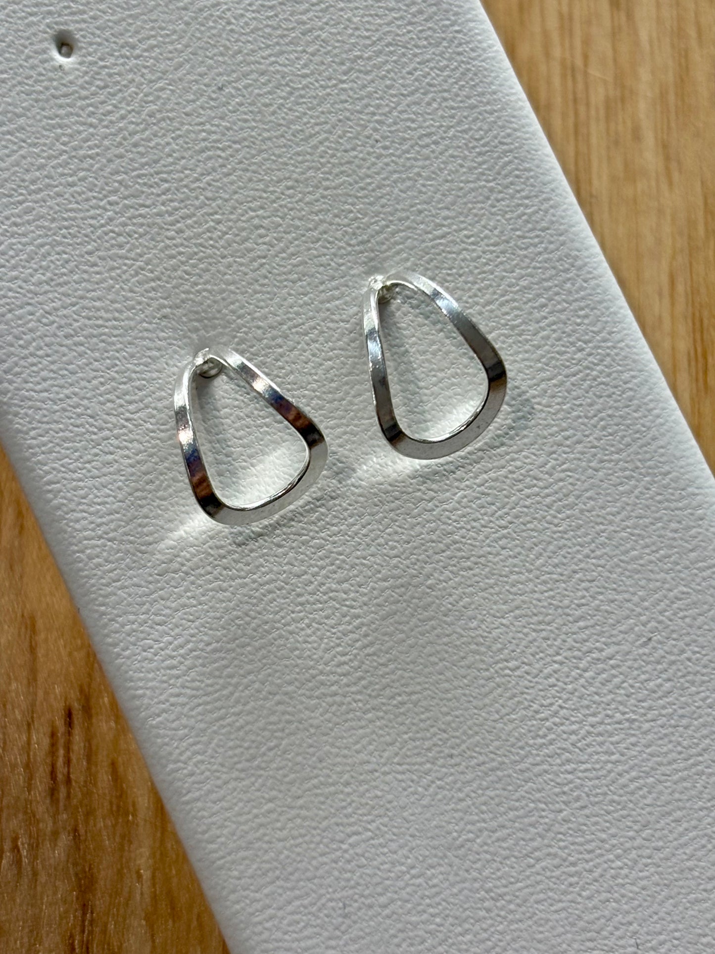 S925 Open Oval Earrings