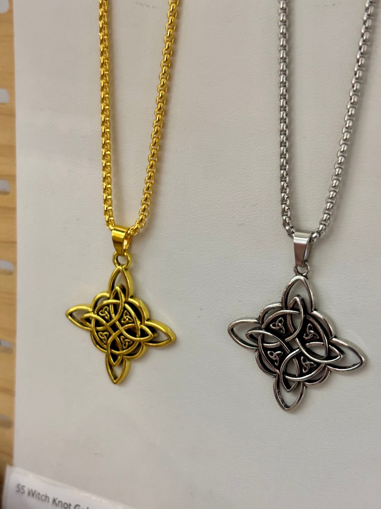 SS Witch Knot Gold Necklace