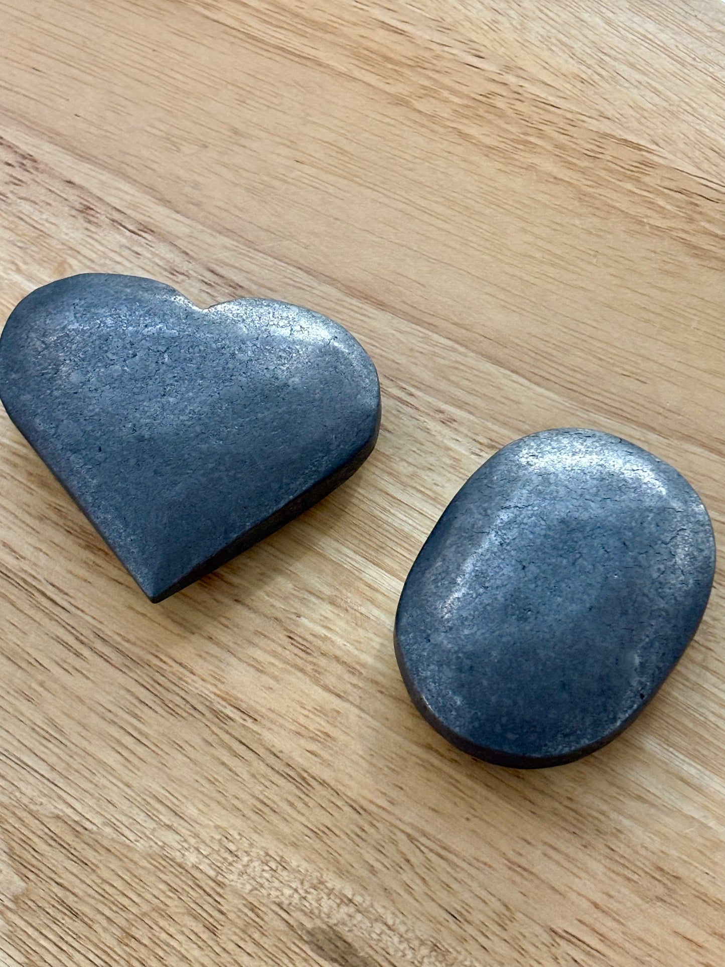 Shungite Heart and Palmstone