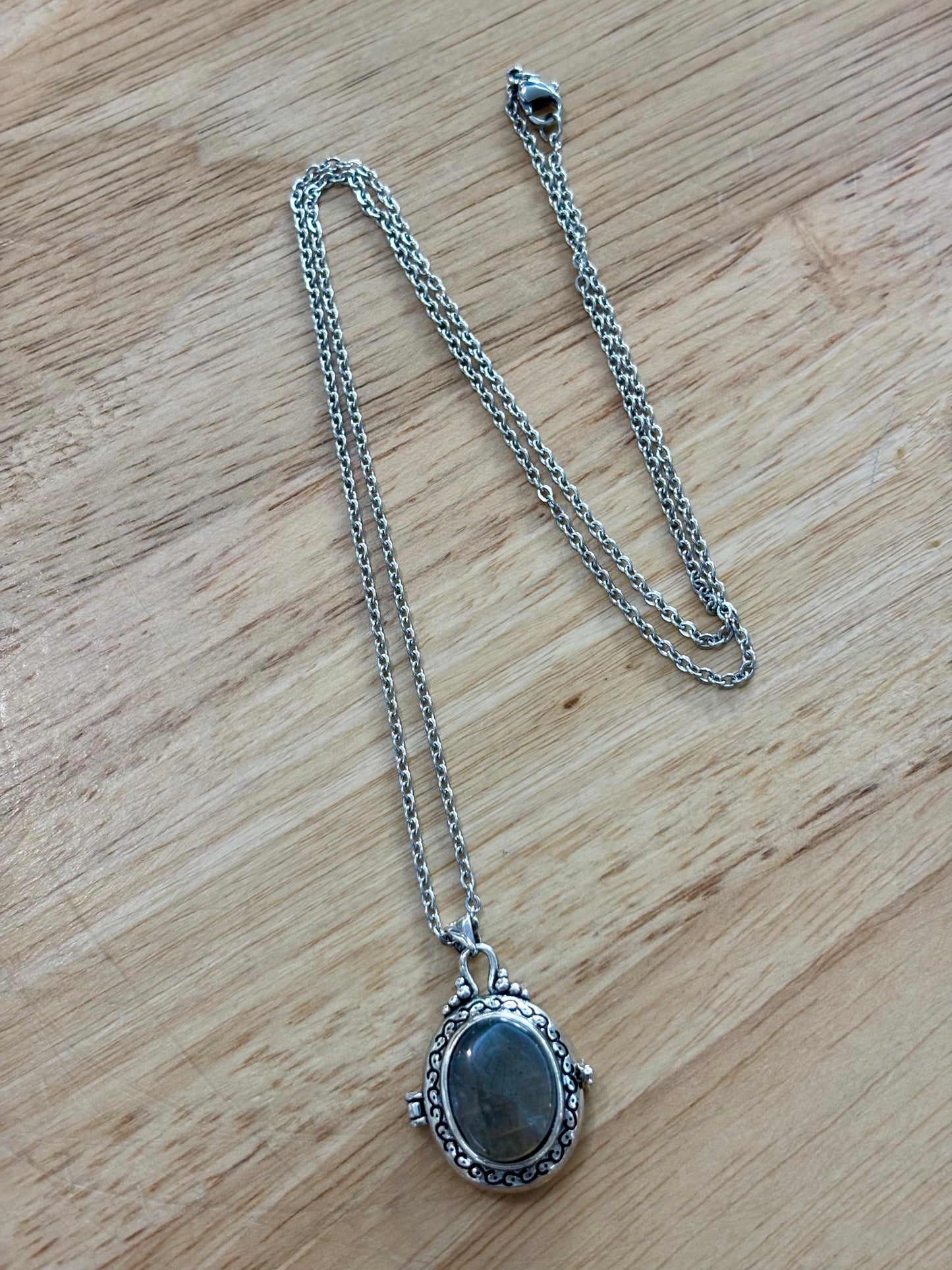 Asstd Locket Pendant