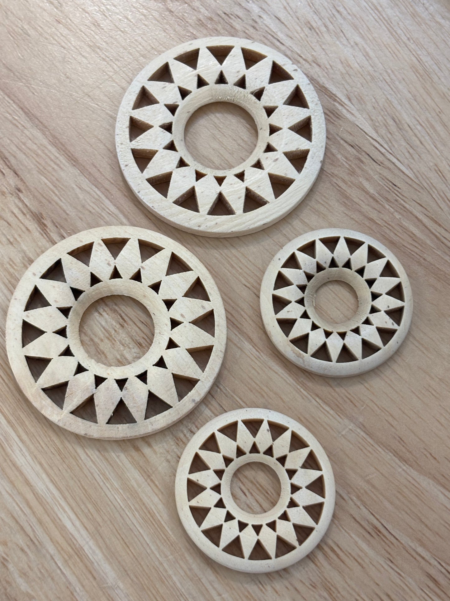 Wooden Sphere Holder