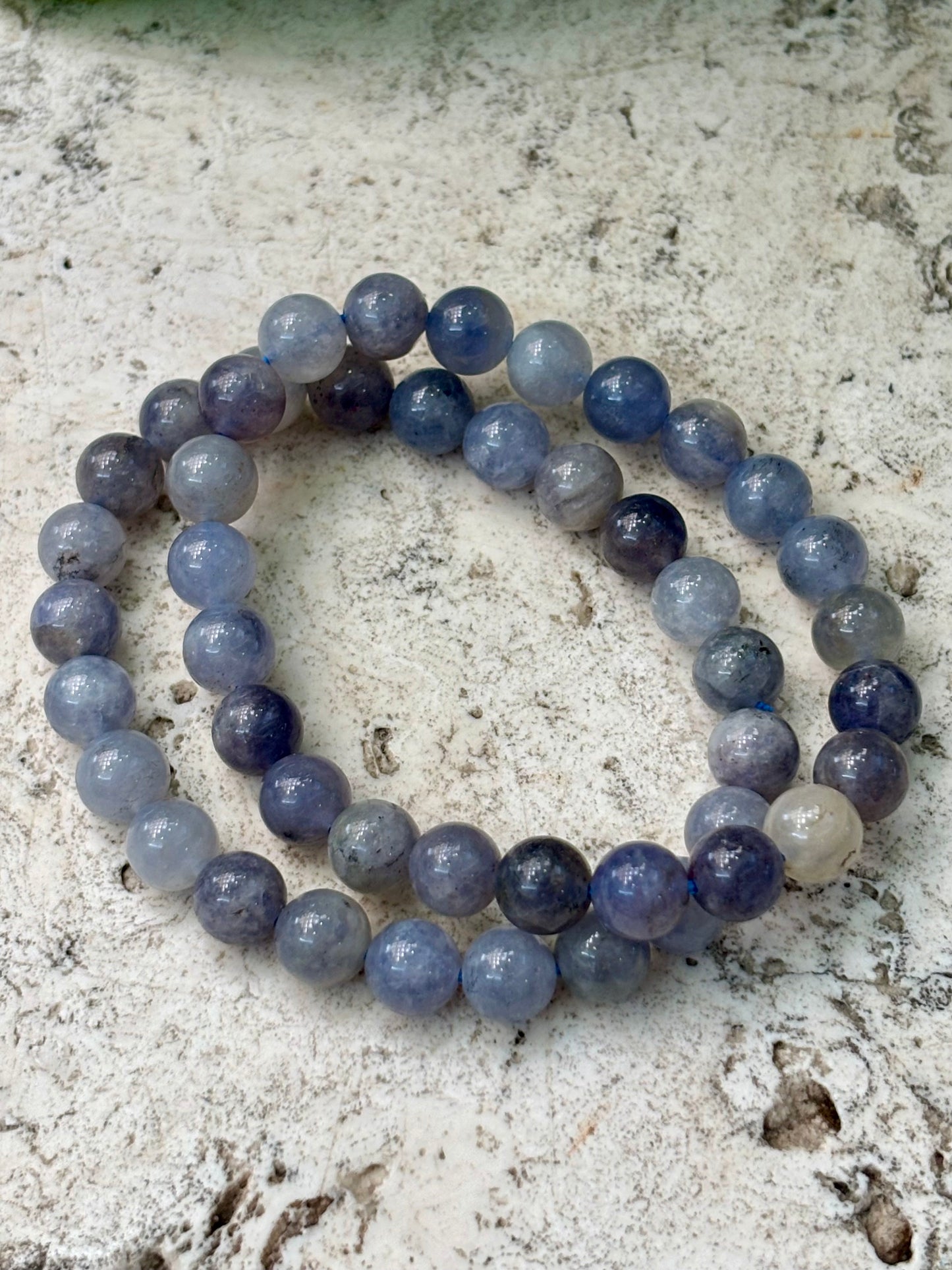 8mm Iolite Bracelet