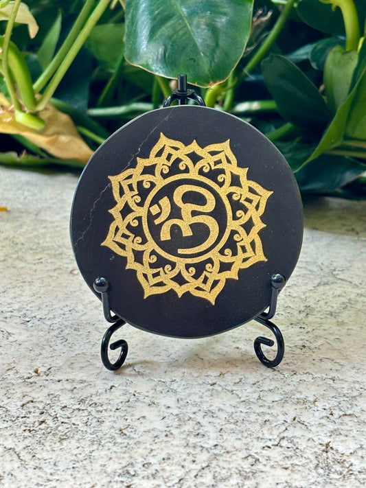 Bl Obsidian Ohm Plate with Stand