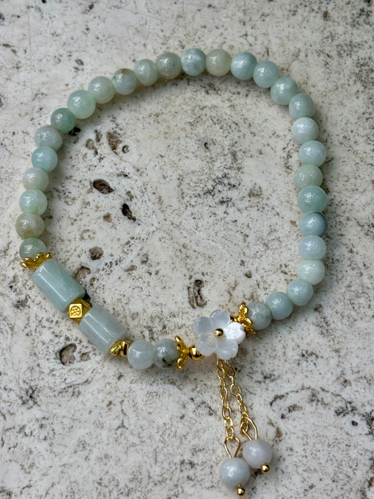 5mm Jadeite with Flower Charm Bracelet
