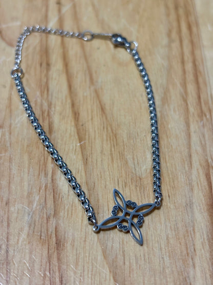 Witch Knot Bracelet