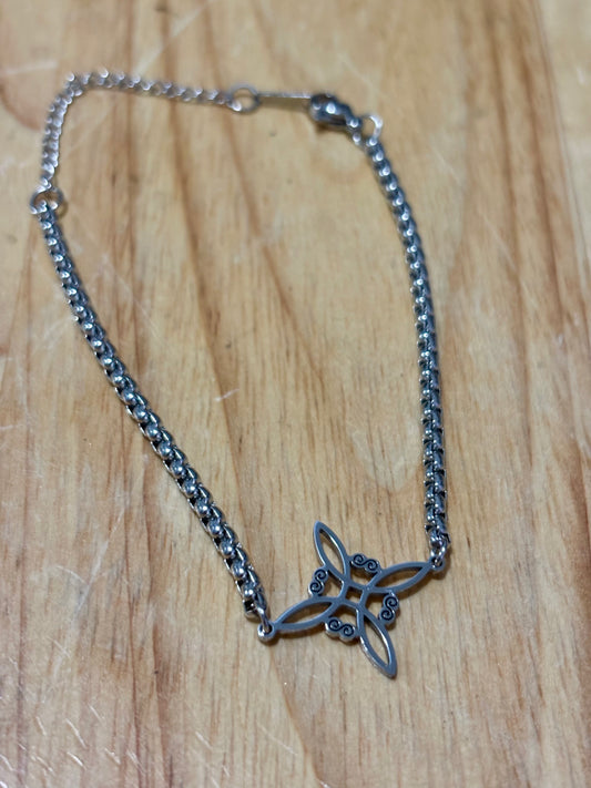 Witch Knot Bracelet