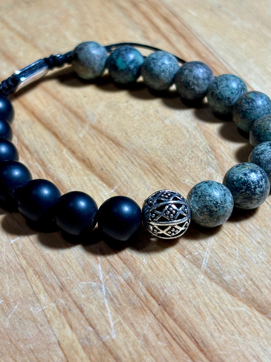 Mens Matte onyx w African Turquoise Macrame