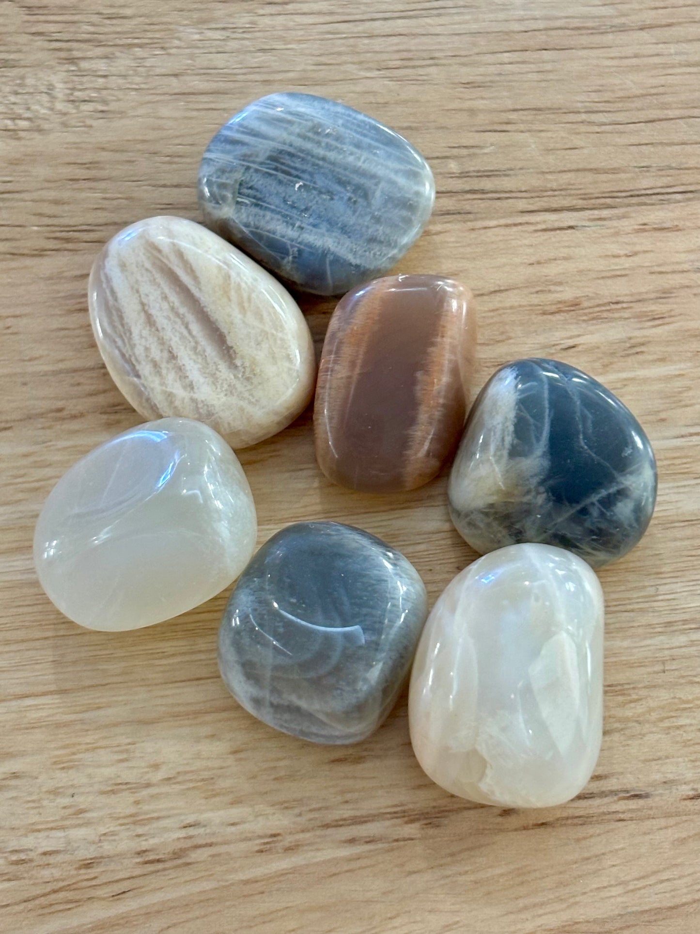 Flashy Moonstone Tumble