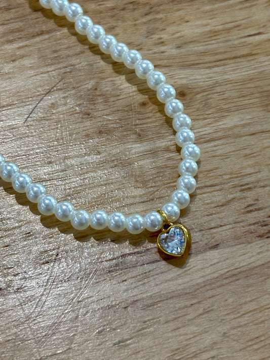 SS Faux Pearl and Zircon Heart Necklace