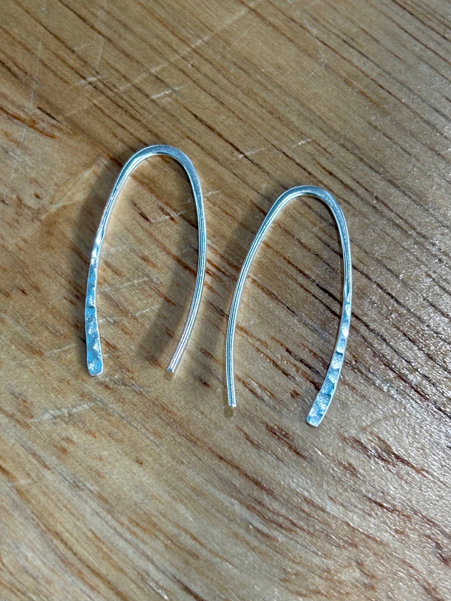 S925 Horseshoe Earrings