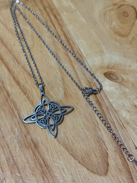 SS Witches Knot Necklace